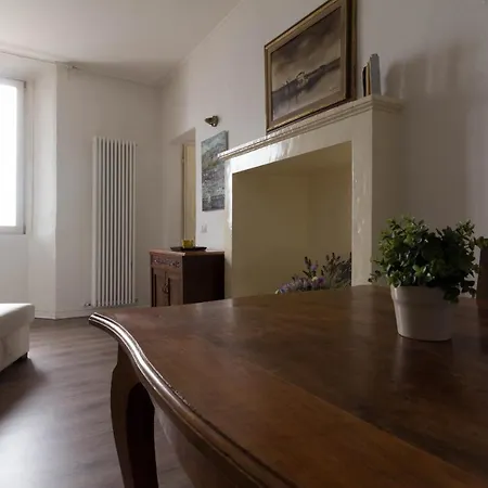 Apartamento Lungolago Malgrate